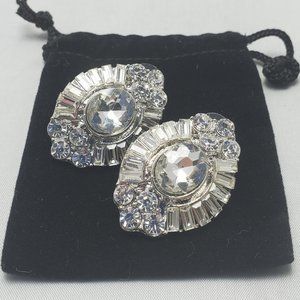 ALI KHAN silver clear rhinestone pierced earring with gift box